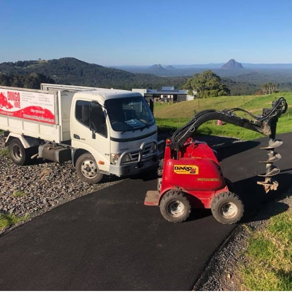 Coastal Dingo Hire - Digger & Truck